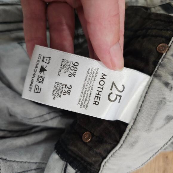 Mother The Looker in Rebel at Night - Picture 6 of 16